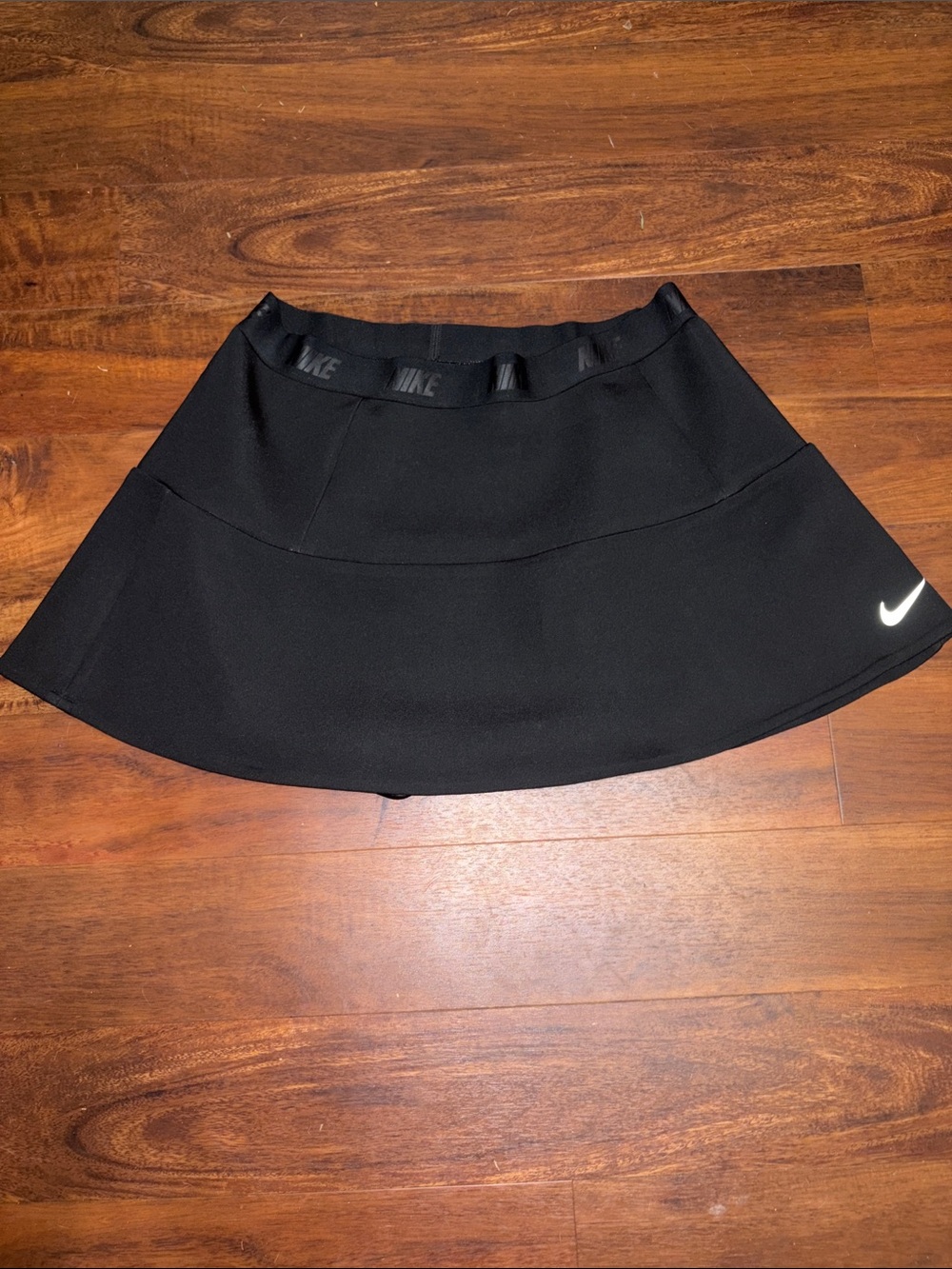 Nike Golf Large Black Circle Skater Skirt with Reflective Swoosh Pleats 15"
